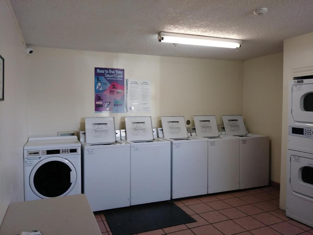 Intown Suites Extended Stay Albuquerque Nm Ngoại thất bức ảnh